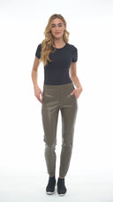Daron Faux Leather Jogger Pant in Taupe – Video